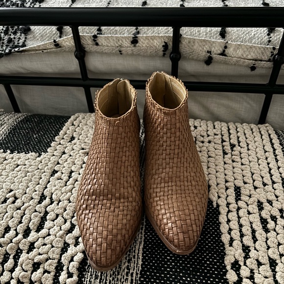 Vintage Foundry Delmira leather Booties size 8 - Picture 4 of 4